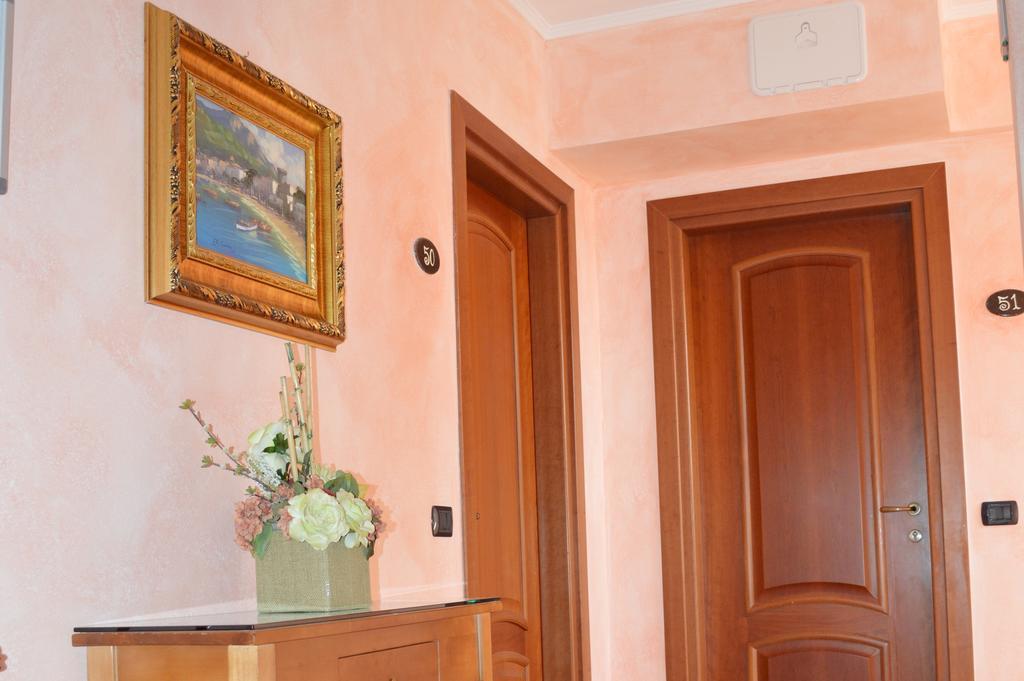 ליפארי Residence Alberghiero Eolie מראה חיצוני תמונה
