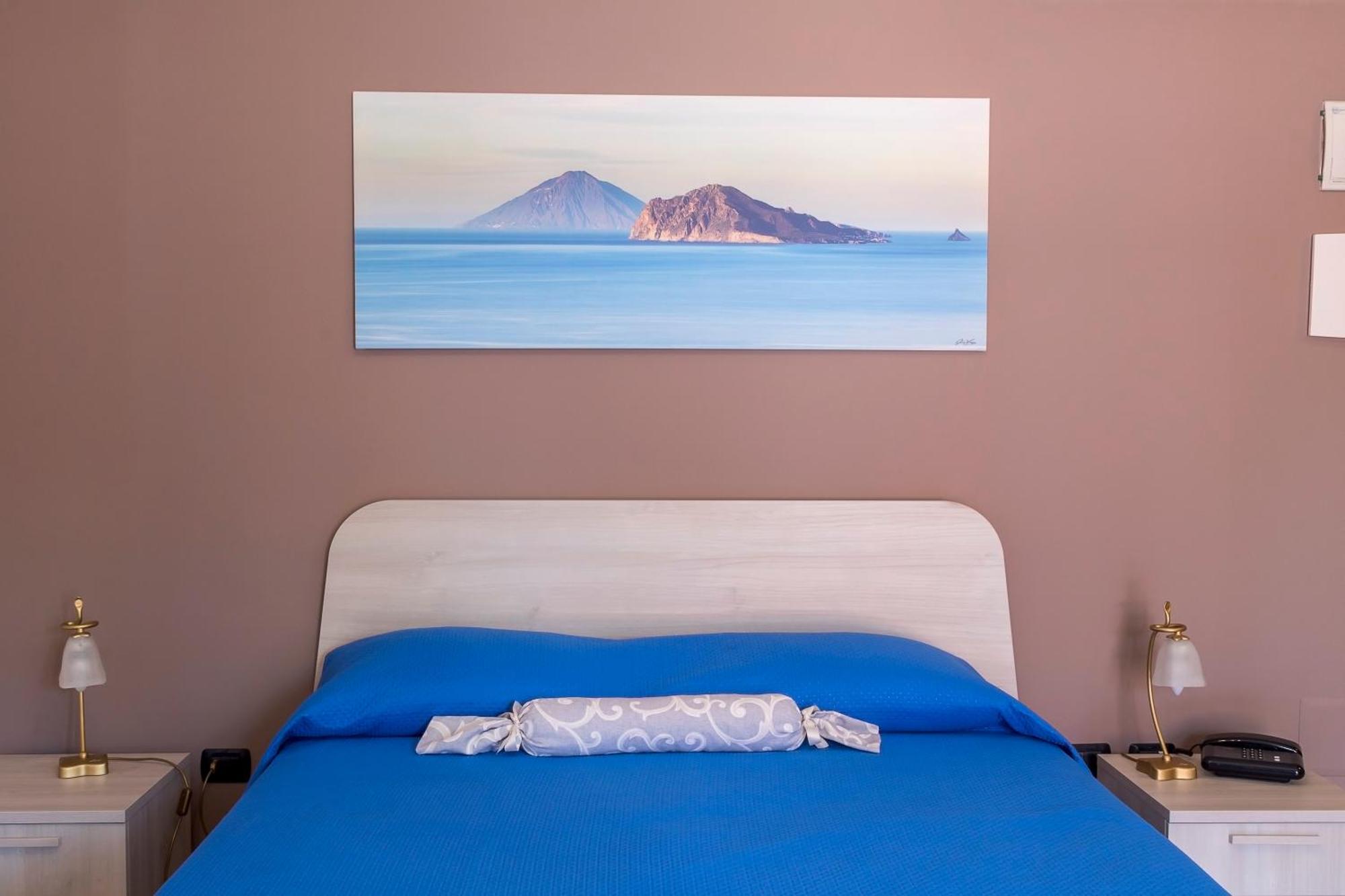 ליפארי Residence Alberghiero Eolie מראה חיצוני תמונה
